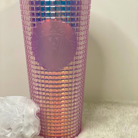 Starbucks NEW Pink Grid Cold Cup (24oz) - Picture 7 of 12